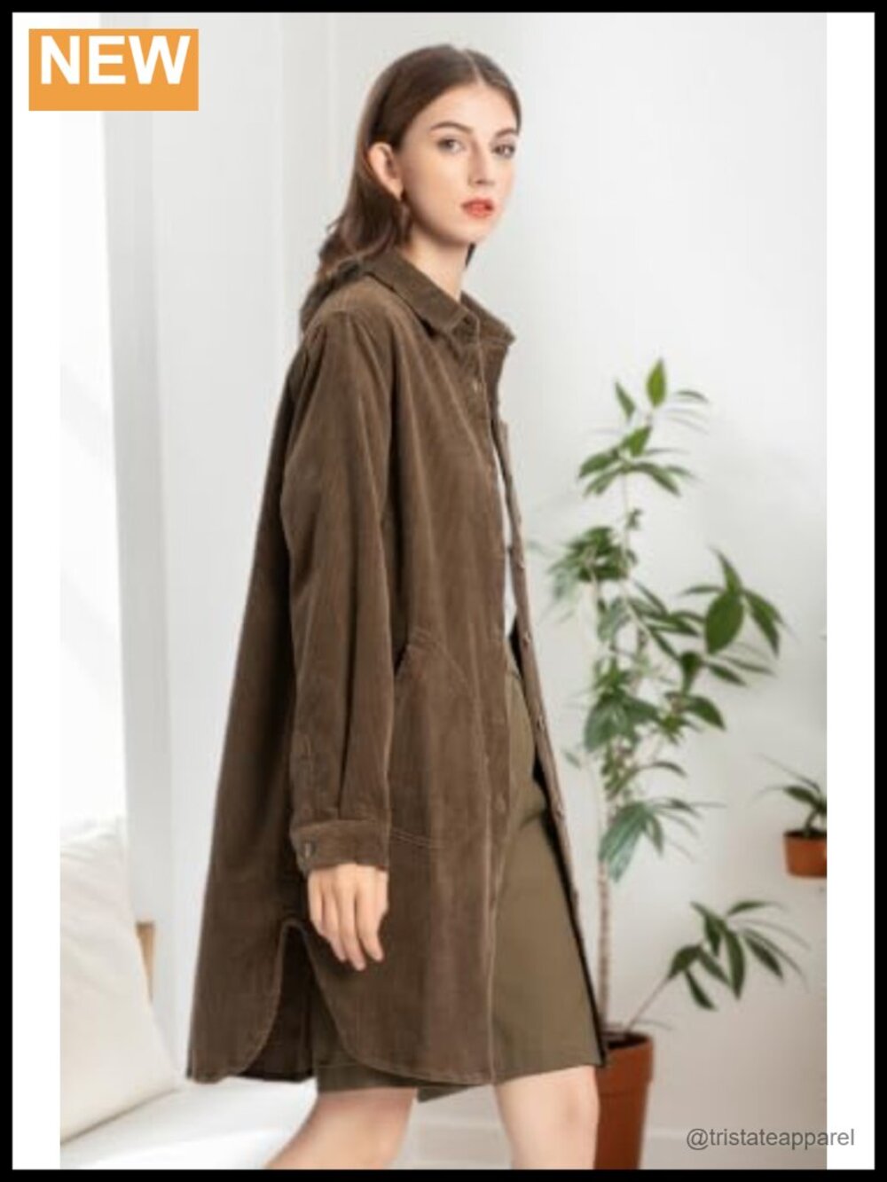 Women's Corduroy Shirt Jacket Long Sleeve Button Down Overshirt with Pockets - Picture 3 of 6